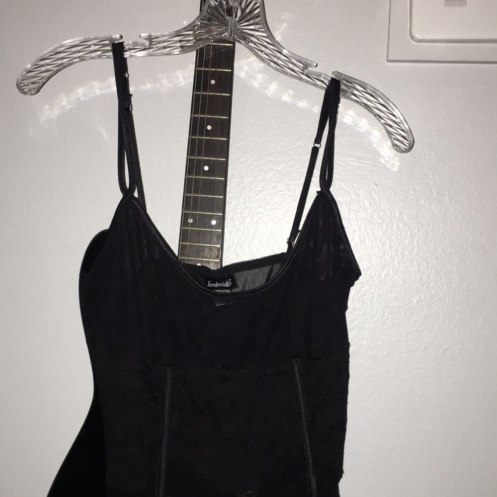 See through wire tank